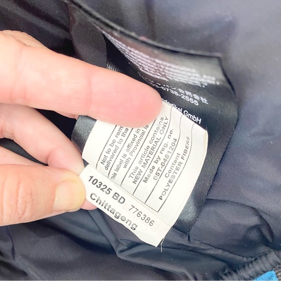 Burton Dry Ride Snowboard/Ski Jacket - Picture 10 of 15